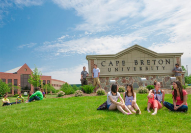 Trường Cape Breton University – Cơ hội việc làm tại Canada sau tốt nghiệp